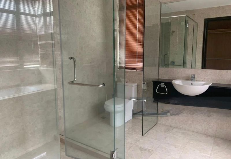 Luxurious Freehold 3-Storey Corner Bungalow - Mont Kiara