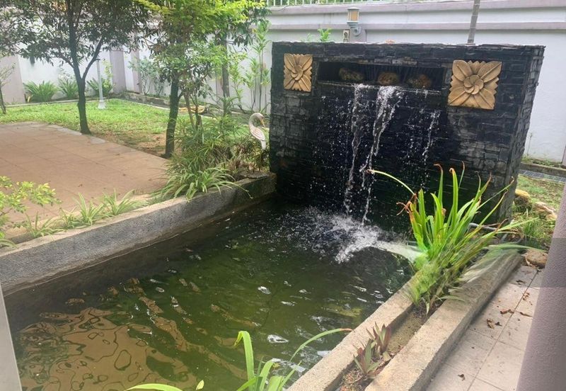 Luxurious Freehold 3-Storey Corner Bungalow - Mont Kiara