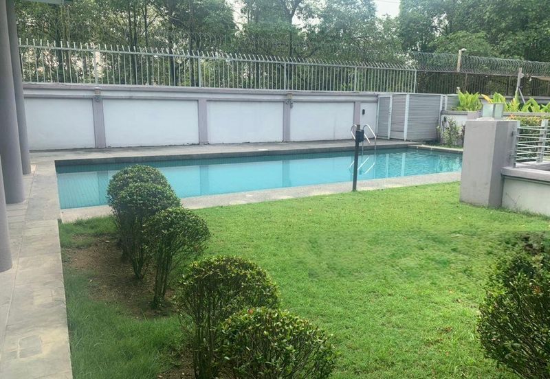 Luxurious Freehold 3-Storey Corner Bungalow - Mont Kiara