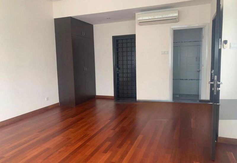 Luxurious Freehold 3-Storey Corner Bungalow - Mont Kiara