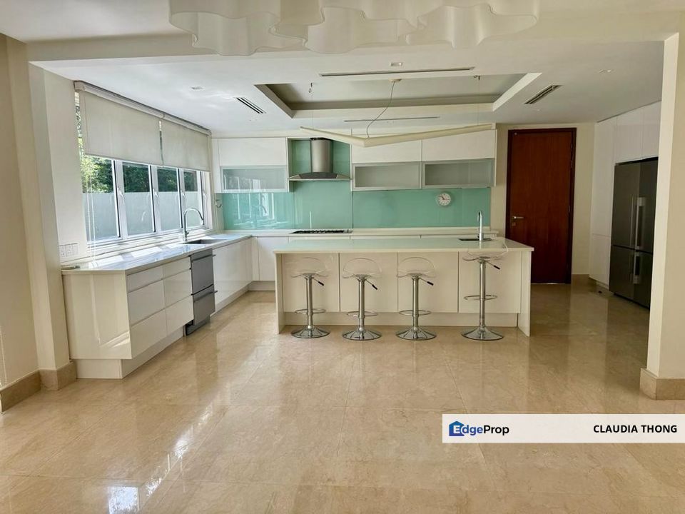 Spacious 3 Bedroom Bungalow For Sale, Kuala Lumpur, Bangsar