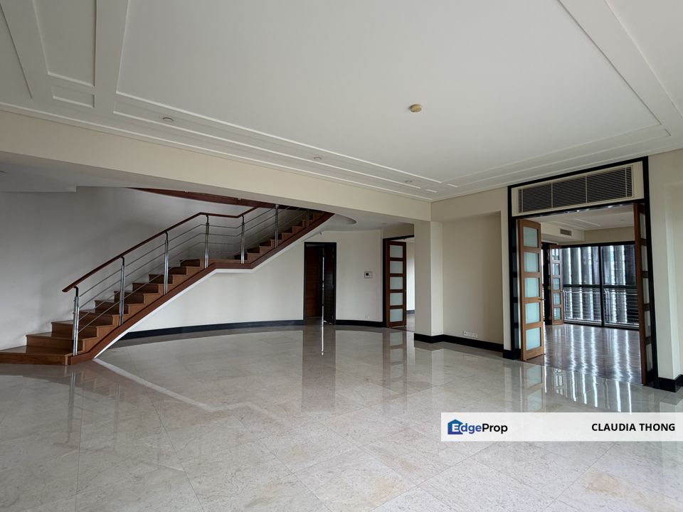 Luxury Duplex Penthouse with Private Lift & Twin Towers View in Kuala Lumpur, Kuala Lumpur, KLCC