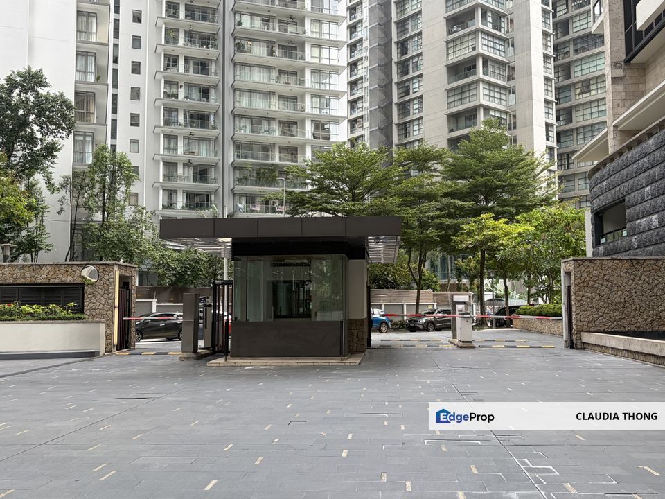 Luxury Duplex Condo with Perpetual Twin Towers View & Private Lift in Kuala Lumpur, Kuala Lumpur, KLCC