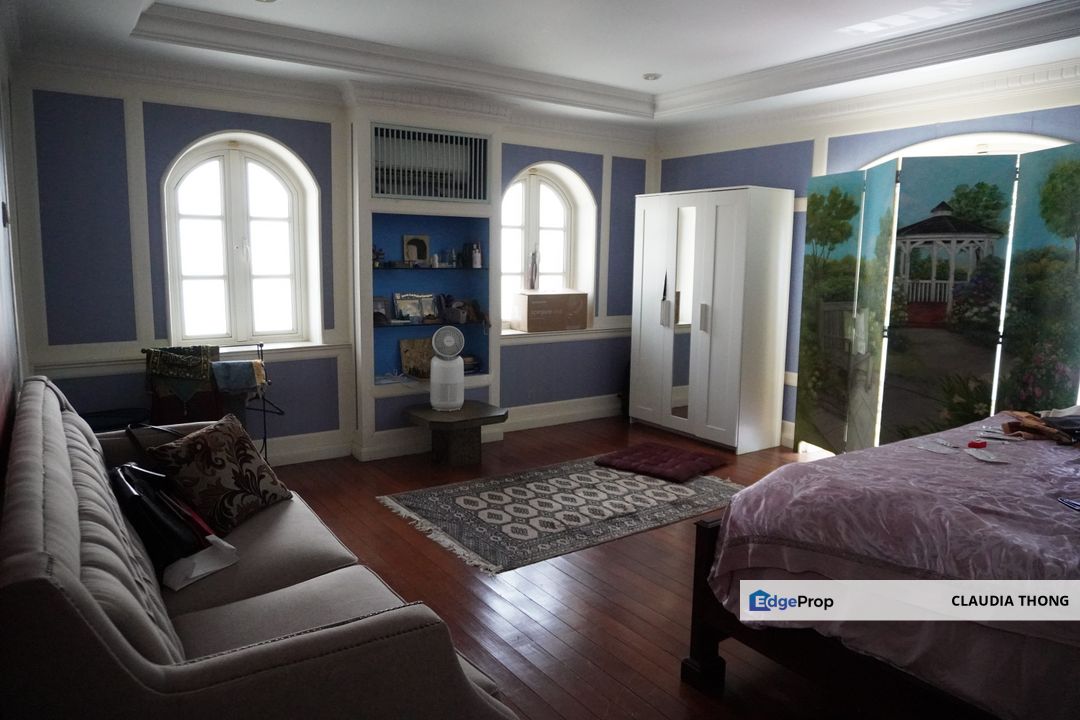 Luxury Bungalow with Private Pool & Big Garden in Taman Mela, Kuala Lumpur, Taman Melawati