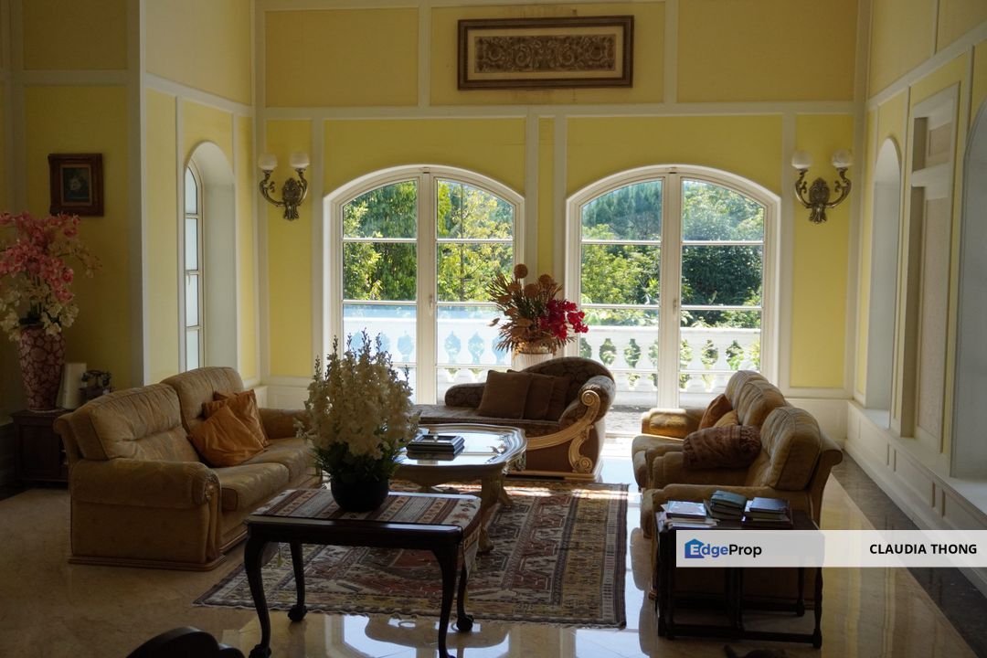 Luxury Bungalow with Private Pool & Big Garden in Taman Mela, Kuala Lumpur, Taman Melawati