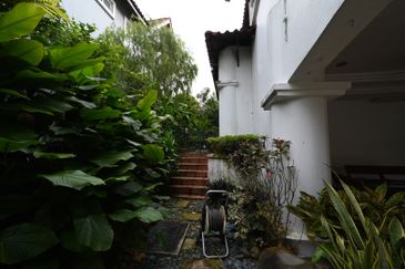 Tropicana Golf & Country Resort