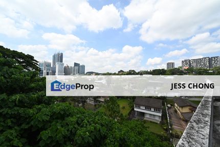 Elevated Bungalow with stunning views, Kuala Lumpur, Damansara