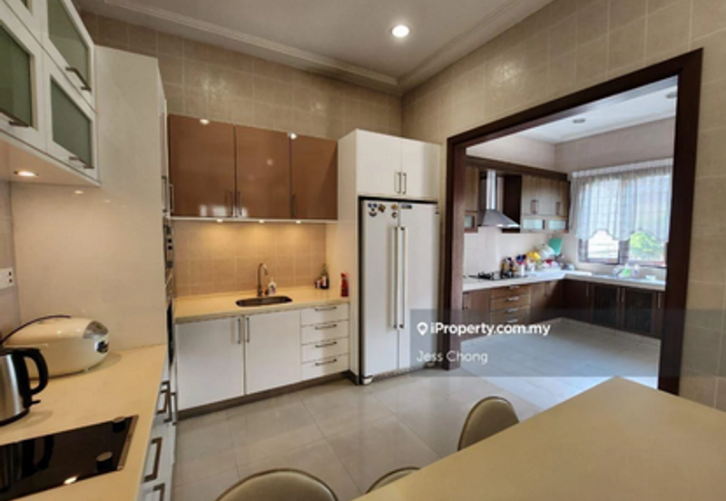 Semi-Detached House for sale