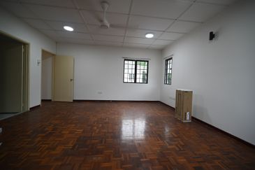 Bungalow House for rent