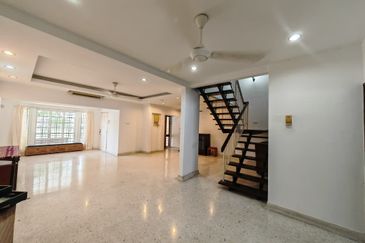 2-storey Terraced House for rent