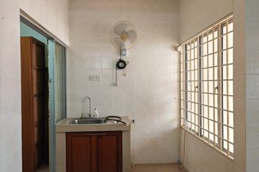 2-storey Terraced House for rent