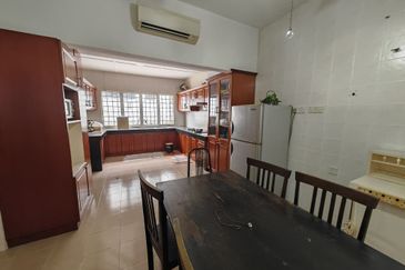 2-storey Terraced House for rent
