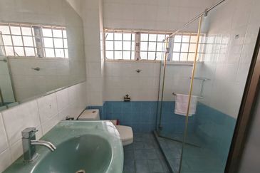 2-storey Terraced House for rent