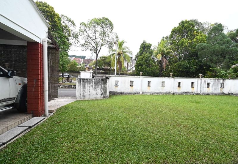 Semi-Detached House for sale