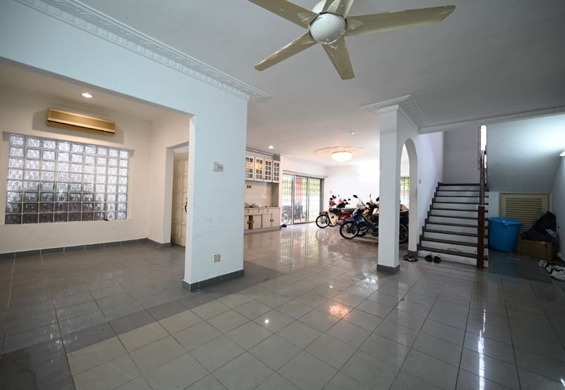 Semi-Detached House for sale