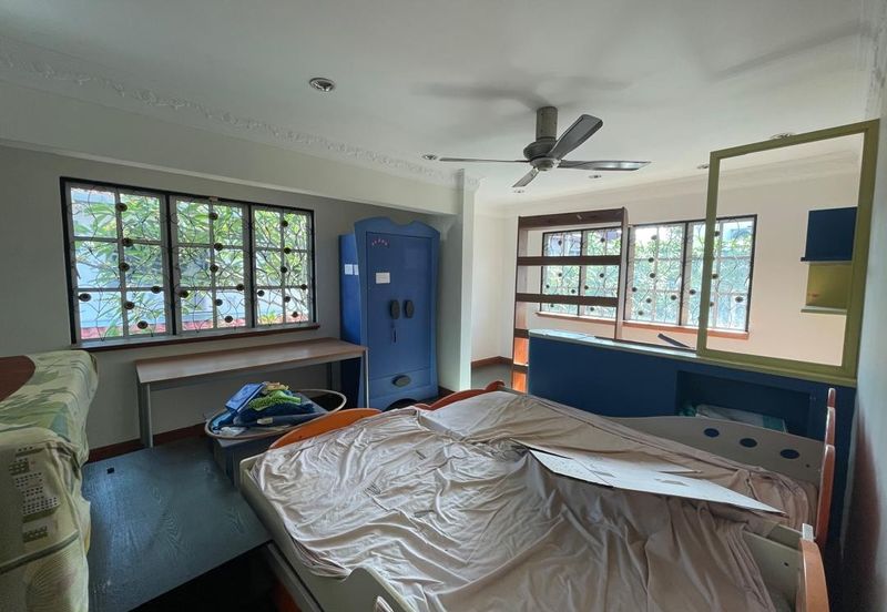 Semi-Detached House for sale