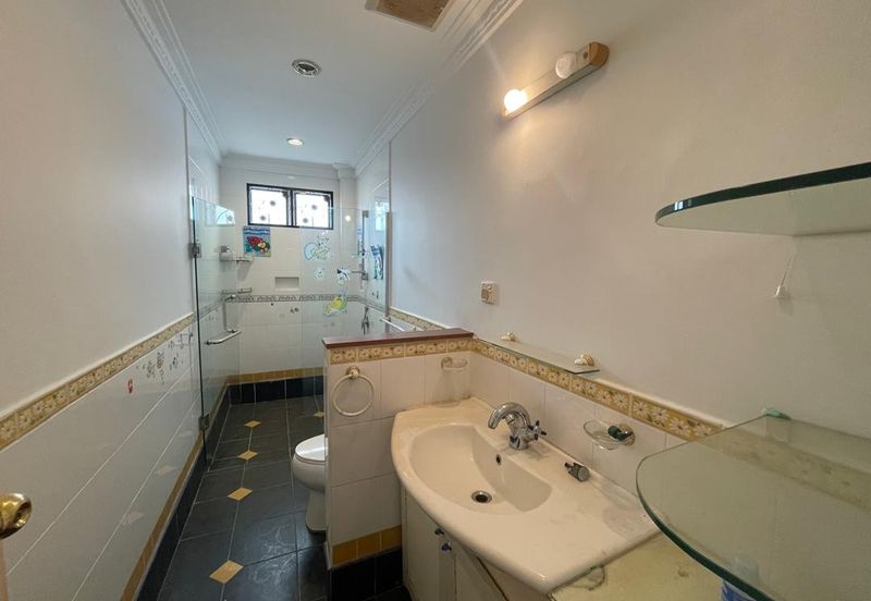 Semi-Detached House for sale