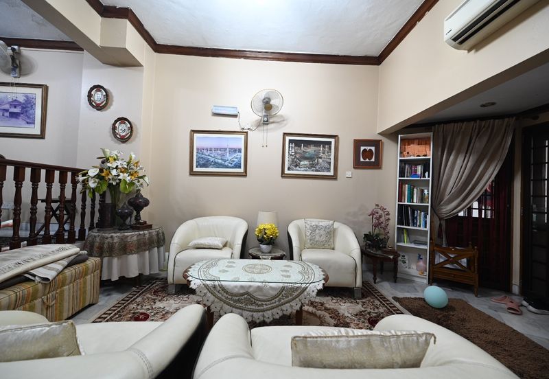 Terraced House for sale