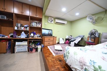 Terraced House for sale