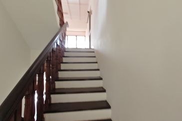 2.5-storey Terraced House for sale