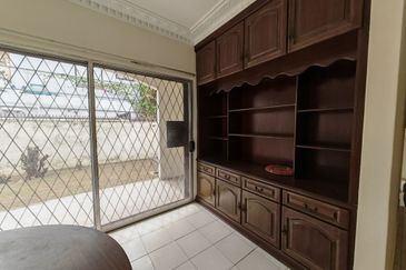 2.5-storey Terraced House for sale