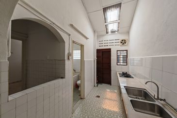 1-storey Terraced House for sale