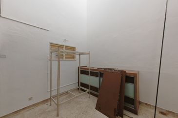 1-storey Terraced House for sale