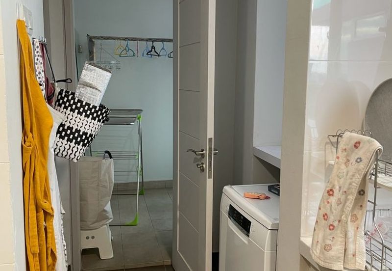 Service Residence for sale