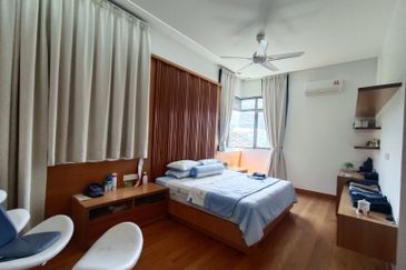 Bungalow House for sale