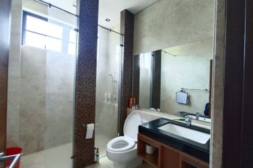 Bungalow House for sale