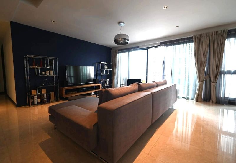 Service Residence for sale