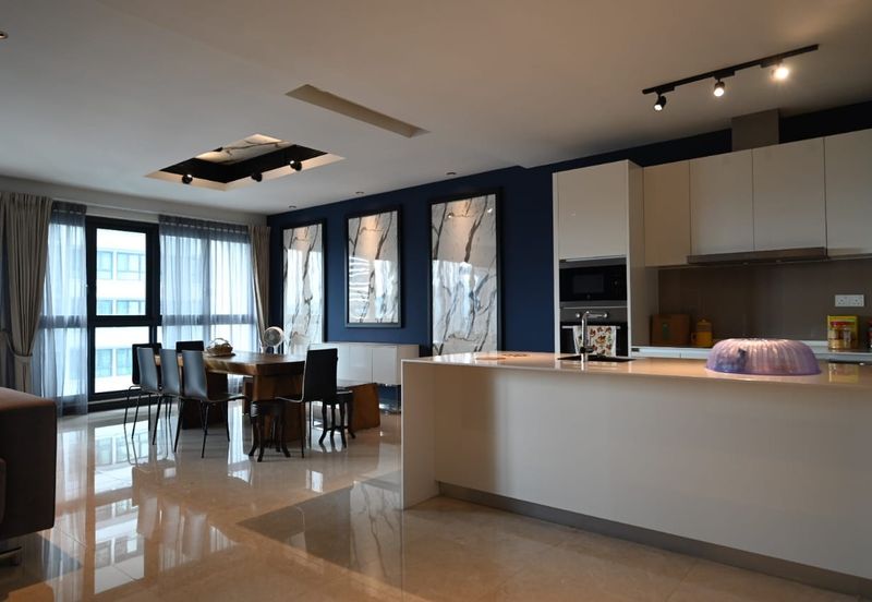 Service Residence for sale