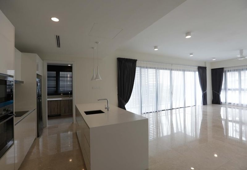 Service Residence for sale