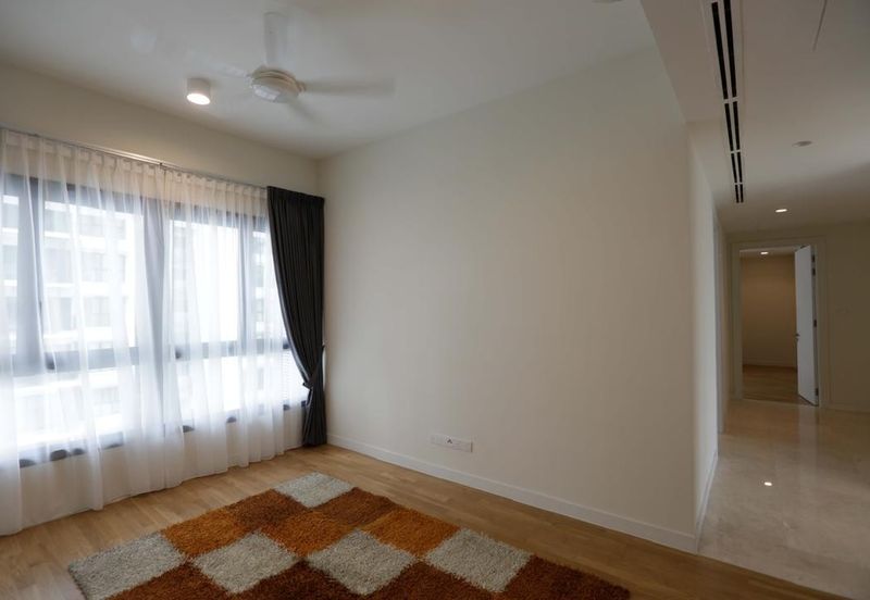 Service Residence for sale