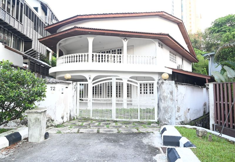 Bungalow House for sale
