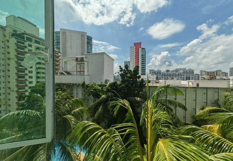 Service Residence for sale