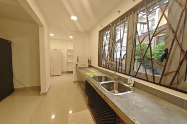 2-storey Terraced House for rent