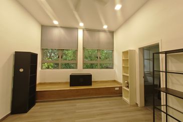 2-storey Terraced House for rent