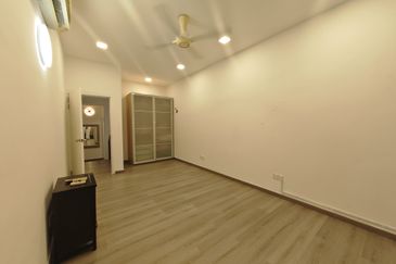 2-storey Terraced House for rent