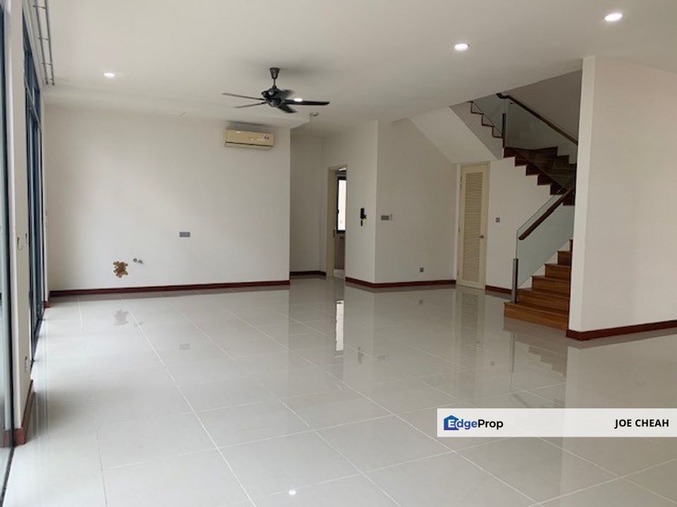 Taman Equine 2 Storey Semi D For Sale , Selangor, Seri Kembangan