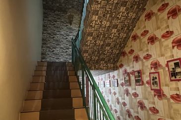 4 Storey Corner Shop/Hotel For Rent Taman Equine Near Puchong 