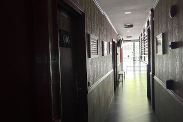 4 Storey Corner Hotel For Rent Equine Puchong Near Kuala Lumpur