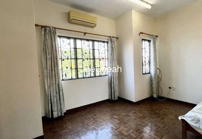 Jalan Aman Putra 1/5