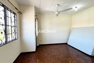 Jalan Aman Putra 1/5