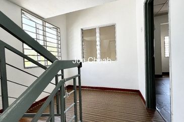 Jalan Putra Permai 8D