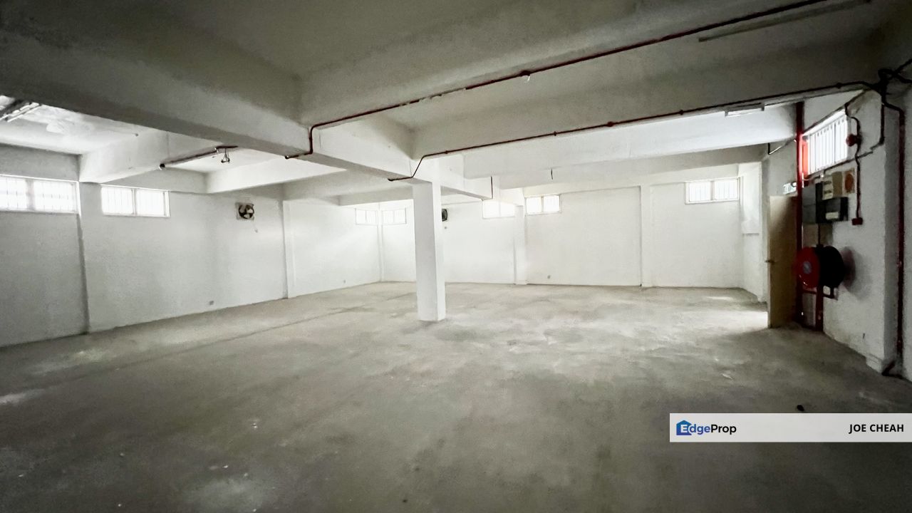 Detached Office/Warehouse For Rent Section 13 Petaling Jaya , Selangor, Petaling Jaya