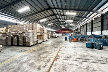 Industrial Factory For Sale, Jalan Sungai Besi, KL
