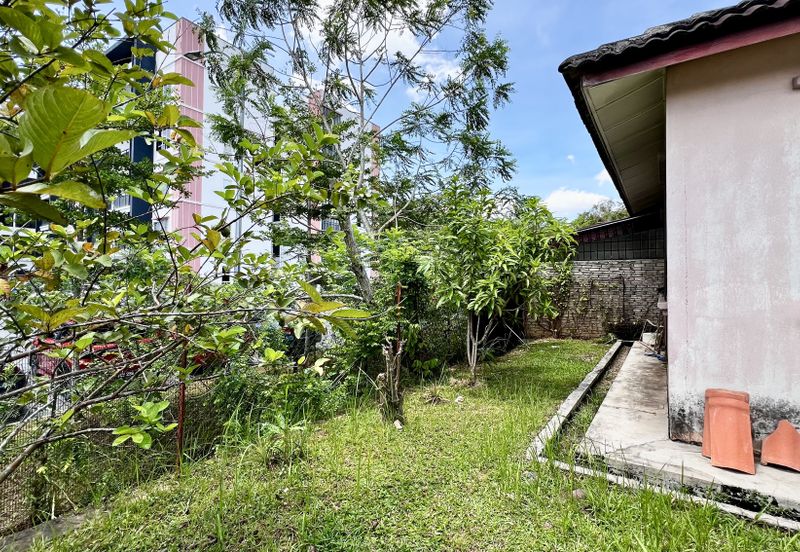 Desa Pinggiran Putra