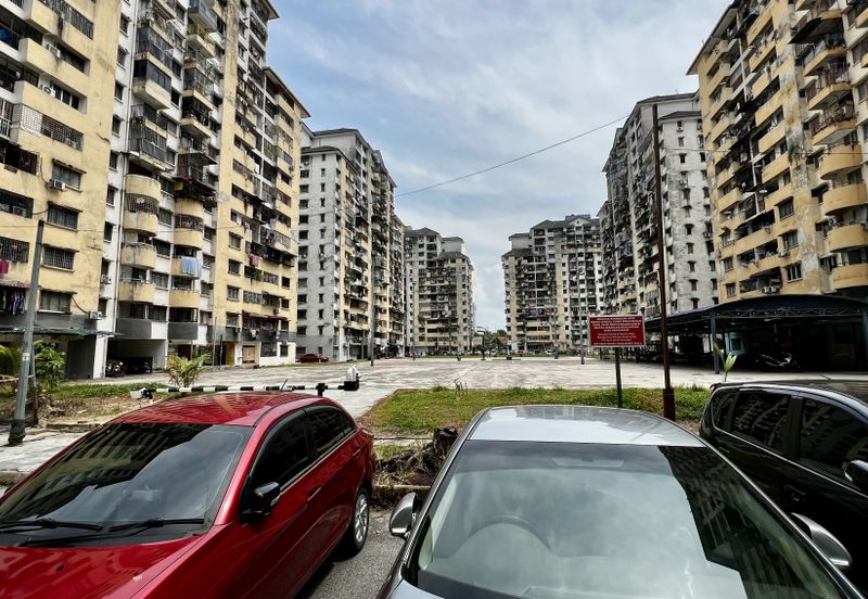 Apartment Taman Miharja Fasa 2 Cheras KL