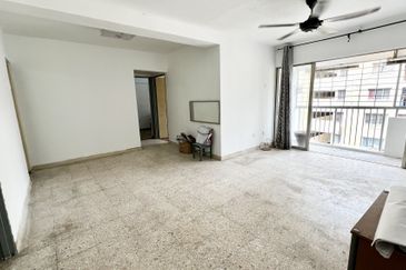 Apartment Taman Miharja Fasa 2 Cheras KL